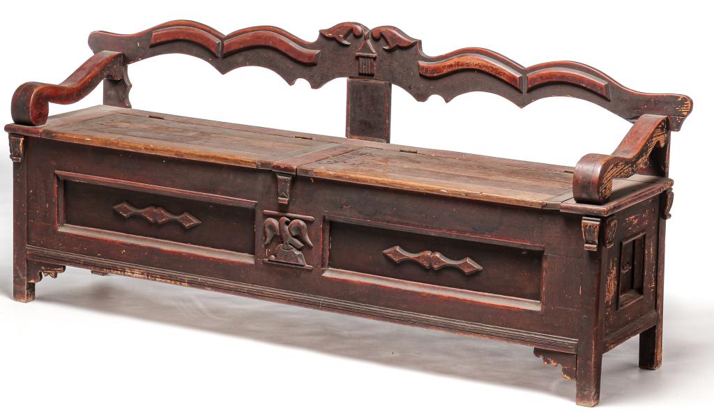 AMERICAN FOLKSY BENCH. (1 of 5)