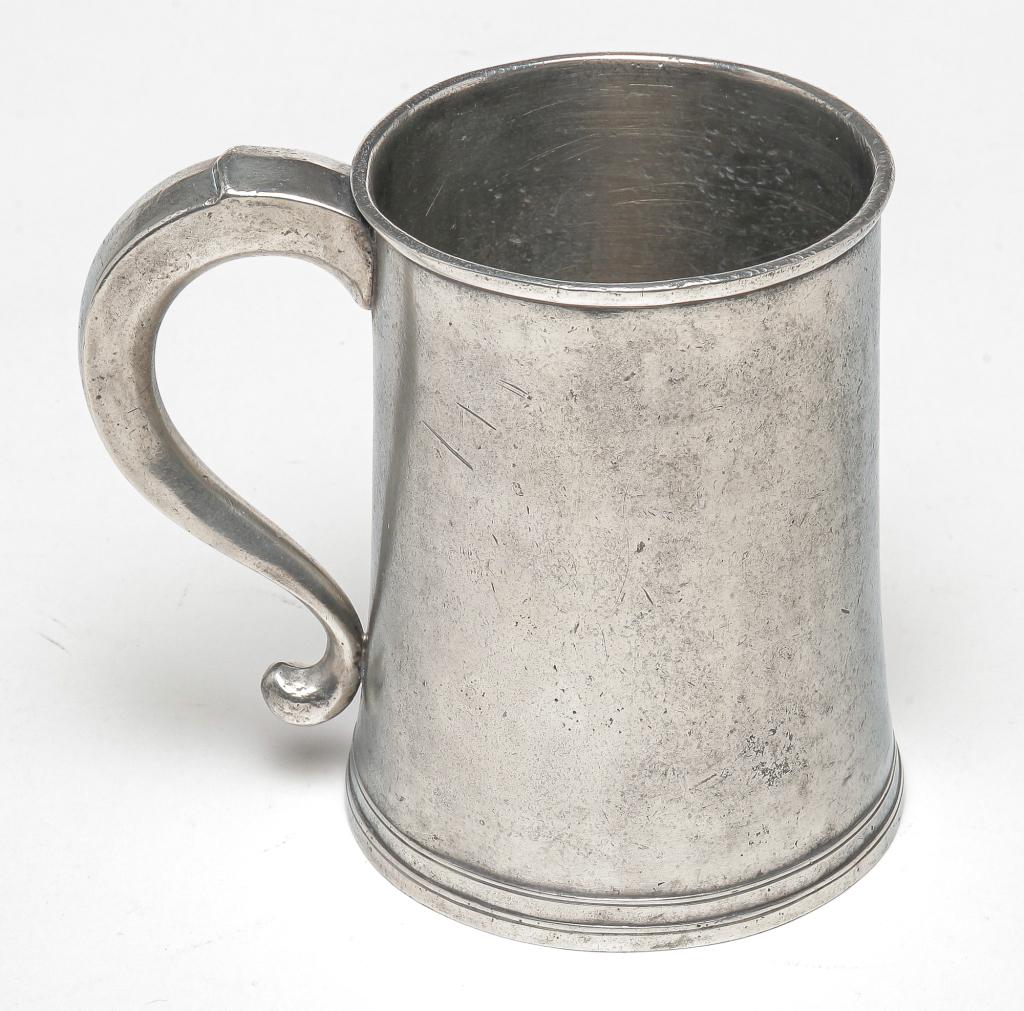 THOMAS DANFORTH III PEWTER TANKARD. (1 of 3)