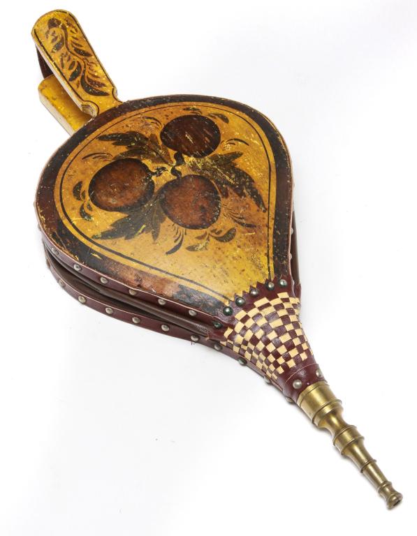 AMERICAN DECORATED TURTLE BACK BELLOWS. (1 of 3)