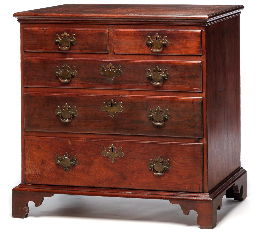 VIRGINIA CHIPPENDALE CHEST. (1 of 3)