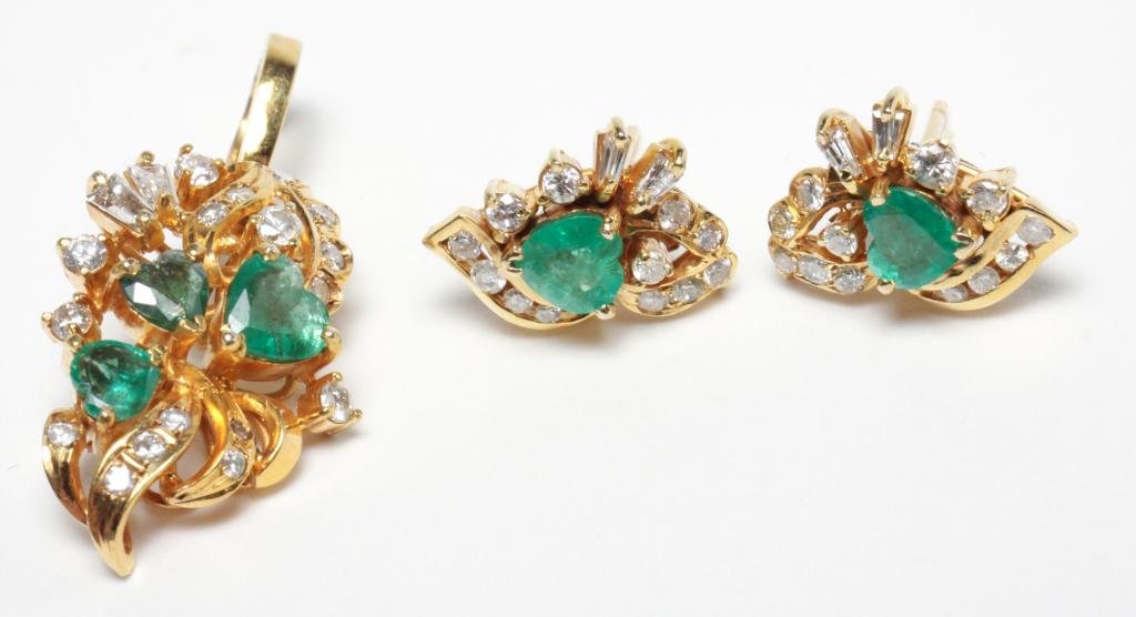 14K DIAMOND & EMERALD EARRING/PENDANT SET. (1 of 3)