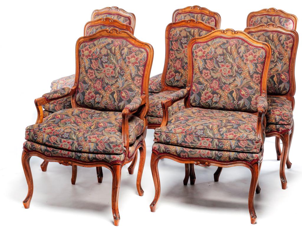 EIGHT LOUIS XV STYLE DINING CHAIRS. (1 of 3)