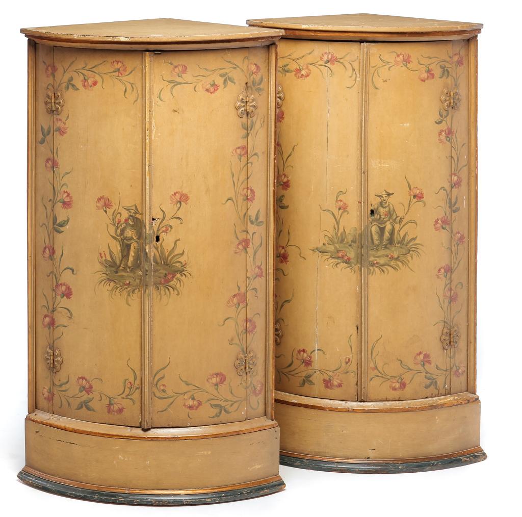 PAIR OF FRENCH STYLE CORNER CABINETS. (1 of 4)