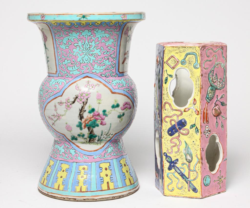 CHINESE PORCELAIN HAT STAND AND VASE. (1 of 8)