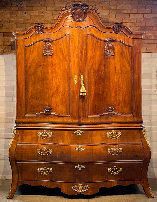 DUTCH ROCOCO BOMBE LINEN PRESS. (1 of 7)