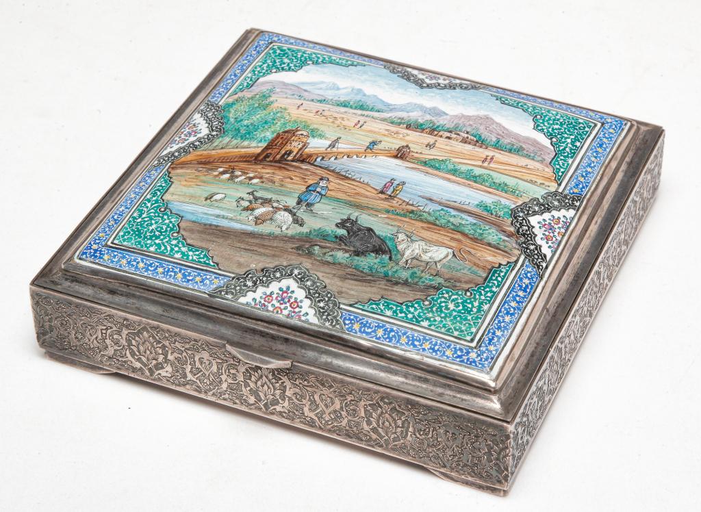 ANTIQUE PERSIAN ENAMELED SILVER BOX. (1 of 5)