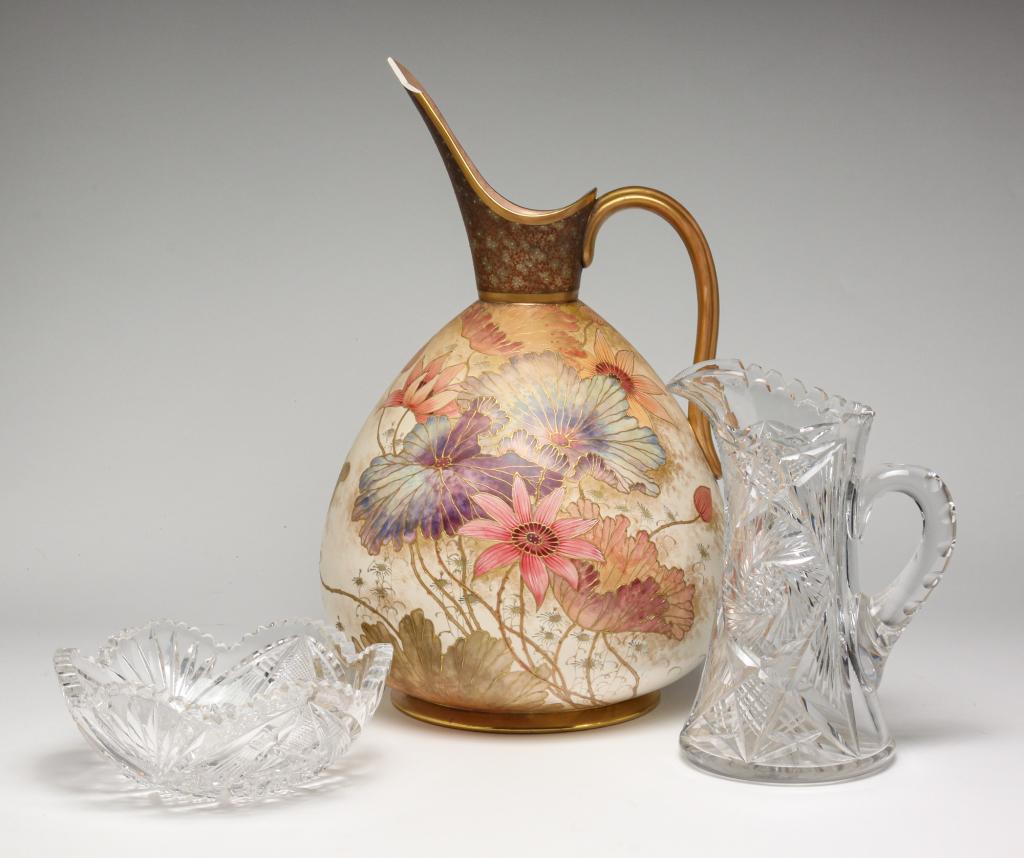 THREE DECORATIVE PIECES. (1 of 9)