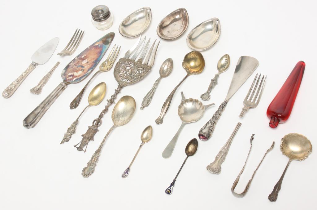 ECLECTIC GROUP. (1 of 9)