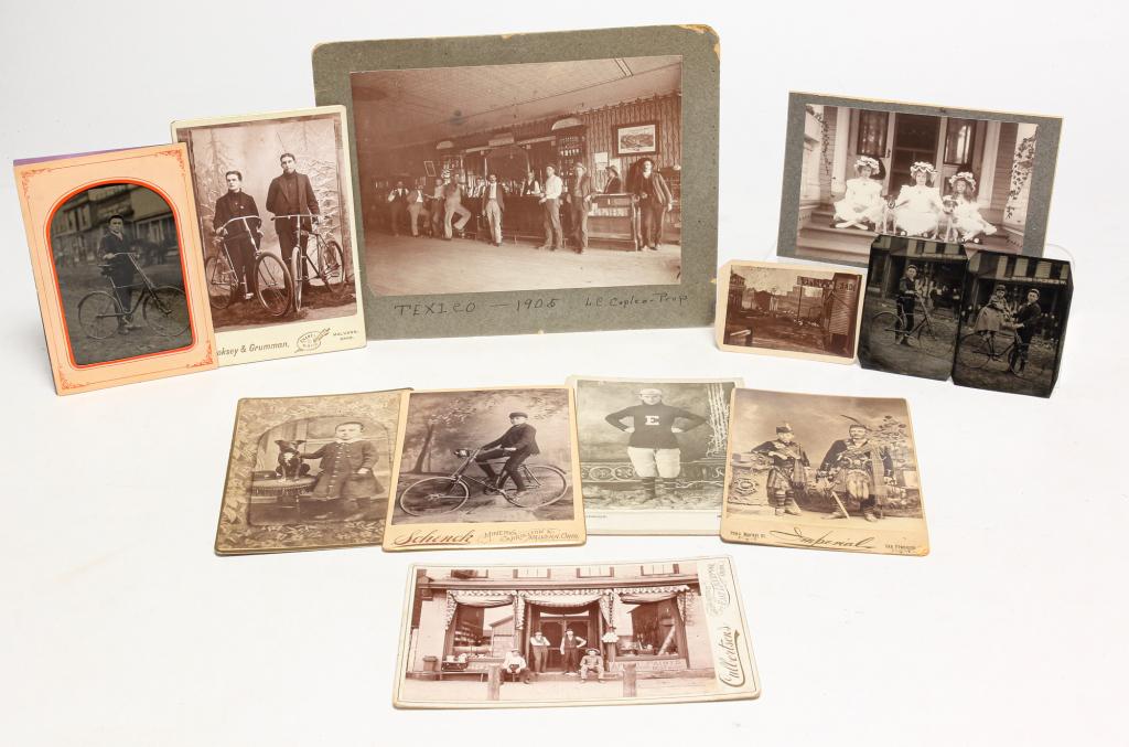 GROUP OF AMERICAN IMAGES. (1 of 4)