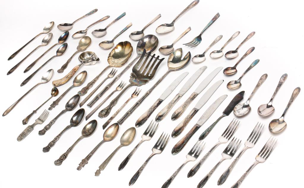 GROUP OF SILVER PLATED FLATWARE. (1 of 9)