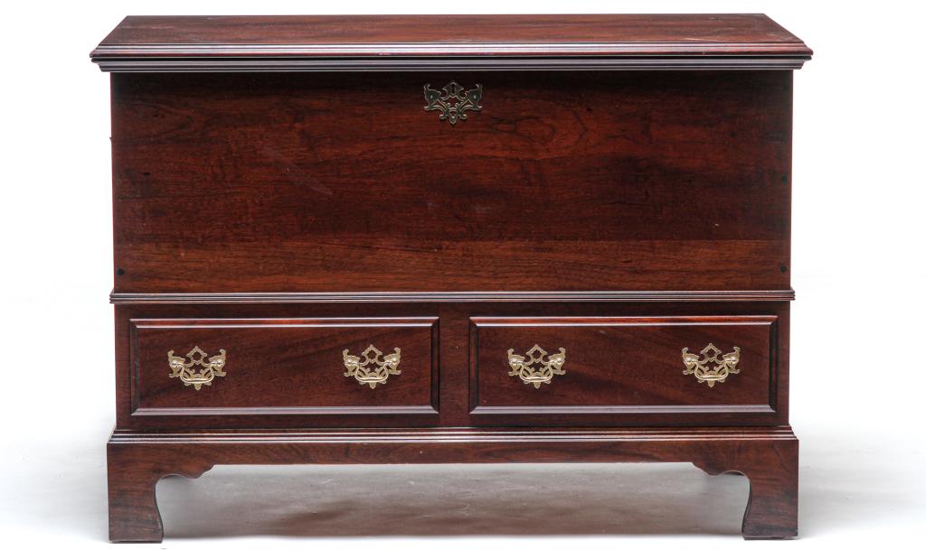 MADISON SQUARE CHIPPENDALE CHEST. (1 of 4)