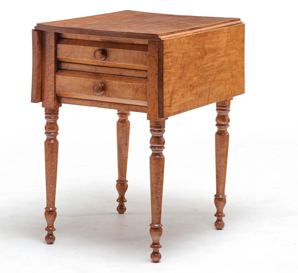 AMERICAN TRANSITIONAL DROPLEAF STAND. (1 of 4)