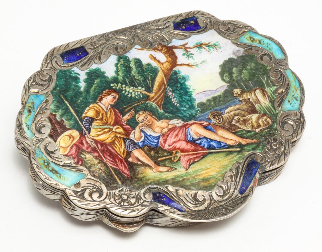 ANTIQUE SILVER AND ENAMEL COMPACT. (1 of 5)