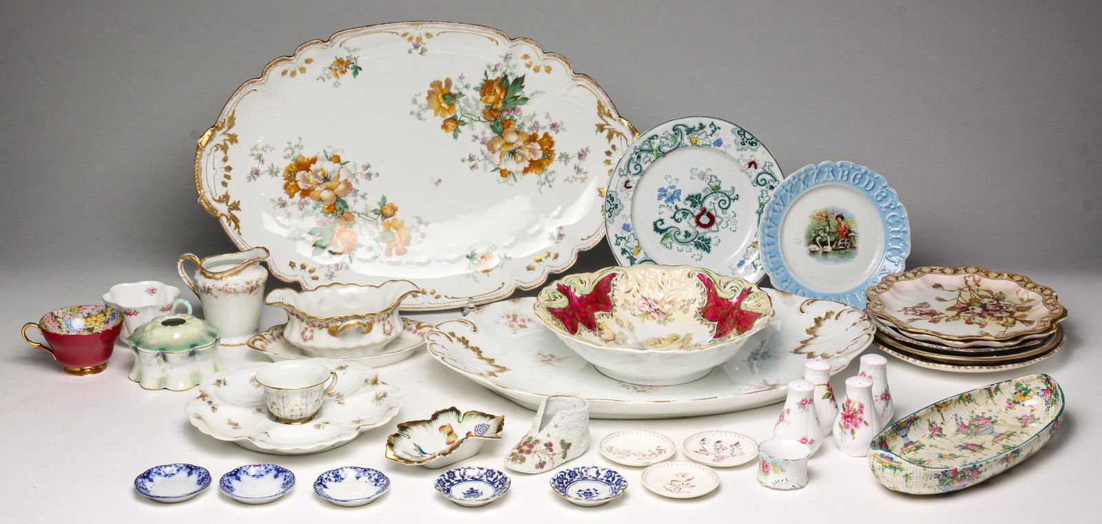 GROUP OF EUROPEAN AND ENGLISH CHINA. (1 of 6)