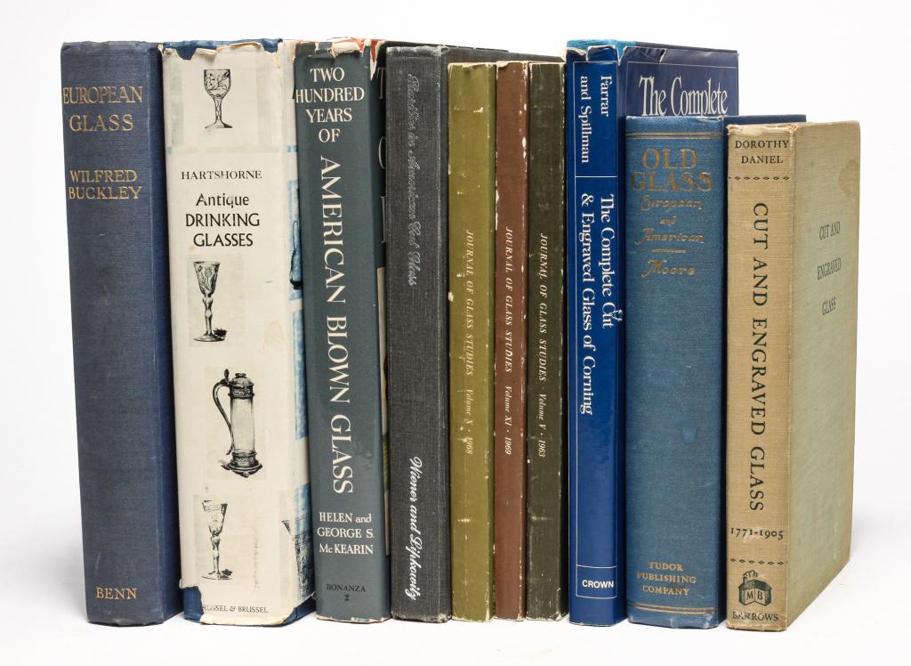 TEN REFERENCE BOOKS ON GLASS. (1 of 4)