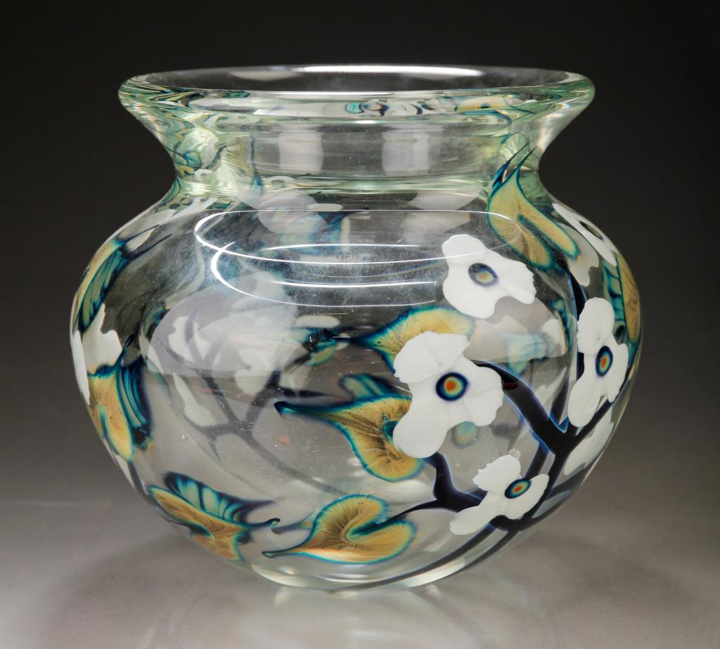 JOHN LOTTON ART GLASS VASE. (1 of 3)