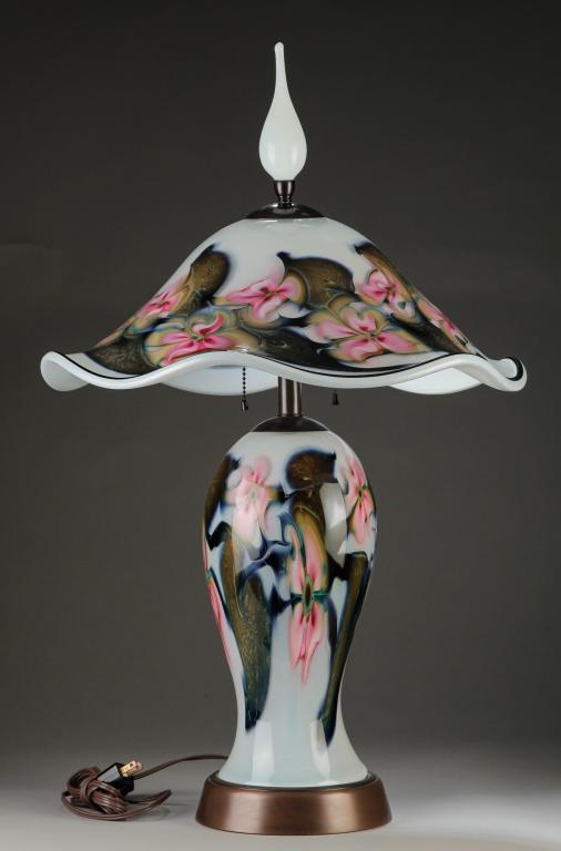 CHARLES LOTTON WHITE GLASS TABLE LAMP. (1 of 5)