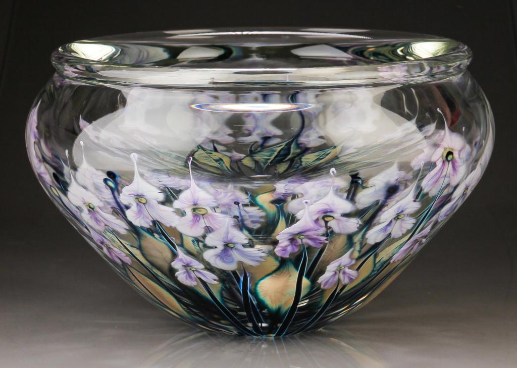 JOHN LOTTON PAPERWEIGHT TYPE GLASS VASE. (1 of 4)