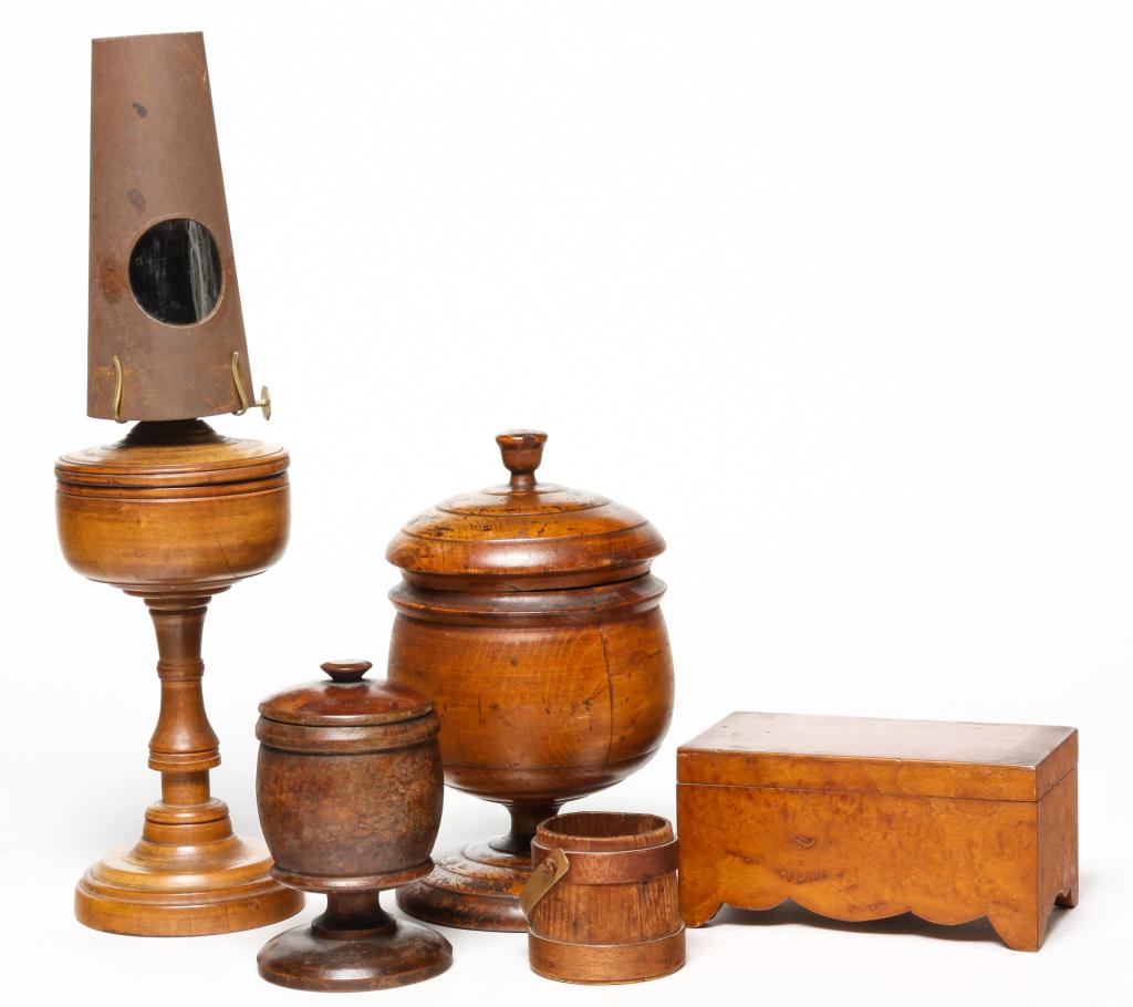 FIVE PIECES OF AMERICAN WOODENWARE. (1 of 5)