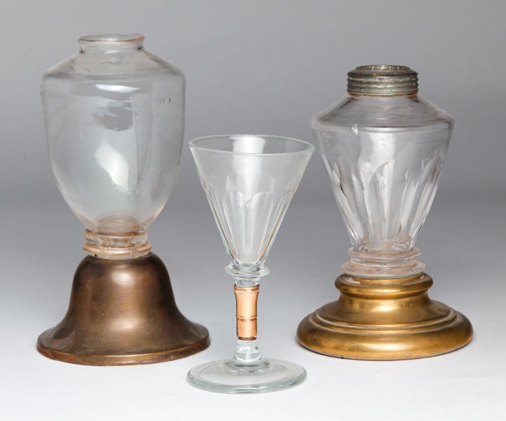 TWO AMERICAN MAKE DO LAMPS AND A CORDIAL. (1 of 3)