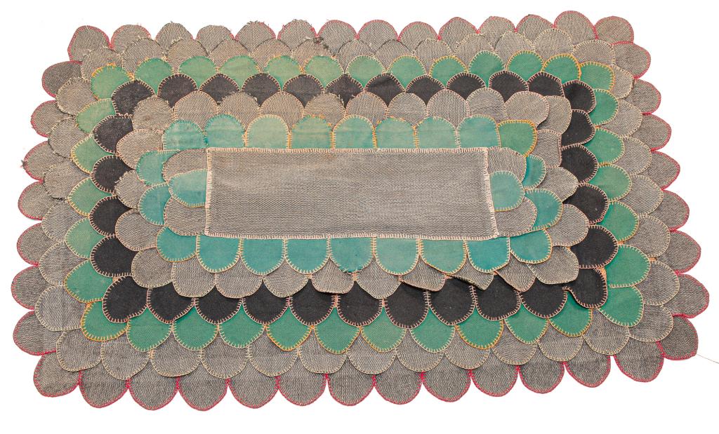 AMERICAN PEN WIPE TYPE RUG. (1 of 3)