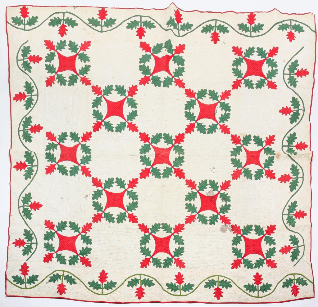 AMERICAN APPLIQUE QUILT. (1 of 3)