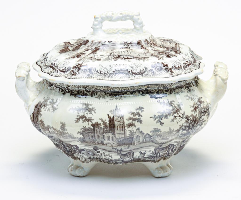 ENGLISH "ANTIQUARIAN" PATTERN SOUP TUREEN. (1 of 6)