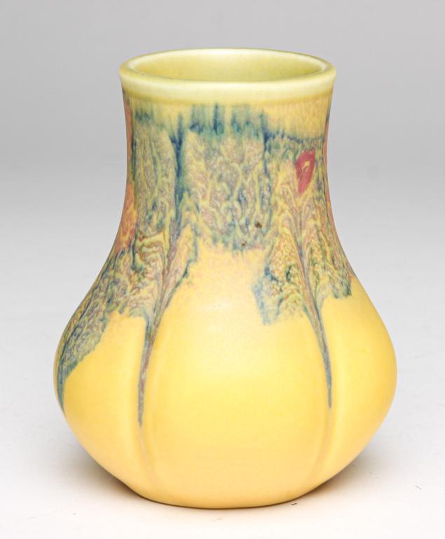 ROOKWOOD MATTE GLAZE VASE BY SALLIE COYNE. (1 of 3)