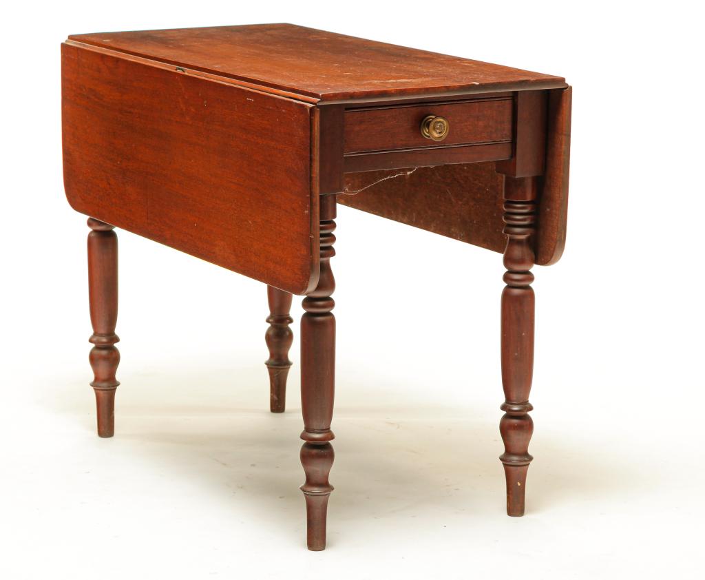 AMERICAN SHERATON DROP LEAF TABLE. (1 of 5)