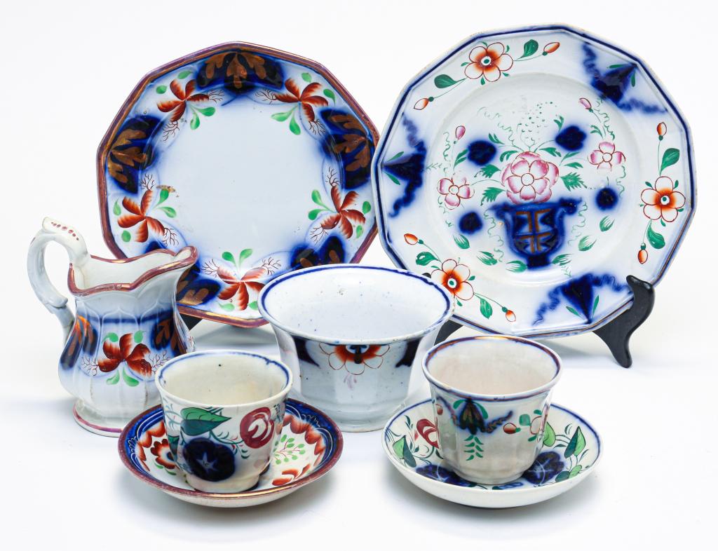 SEVEN PIECES OF ENGLISH GAUDY IRONSTONE. (1 of 5)