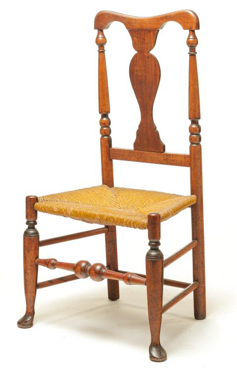 AMERICAN QUEEN ANNE SIDE CHAIR. (1 of 5)