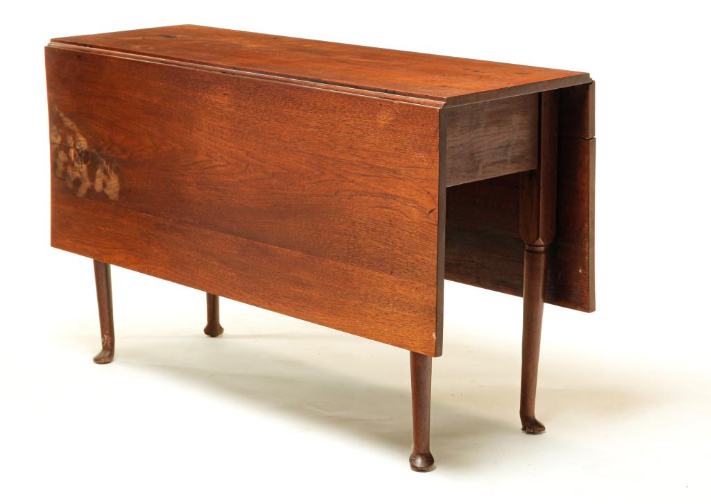 AMERICAN QUEEN ANNE DROP LEAF TABLE. (1 of 5)