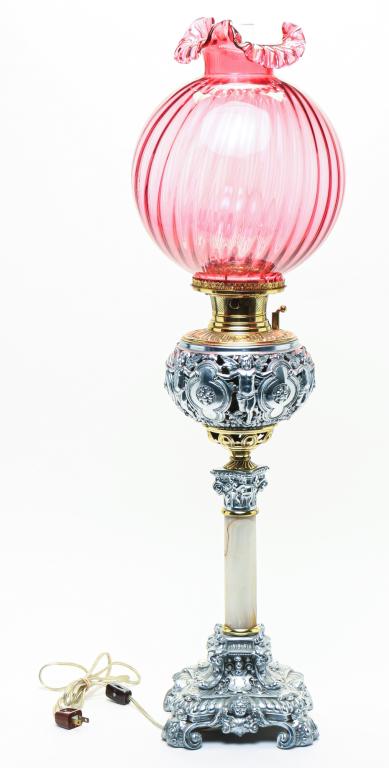 AMERICAN BRADLEY AND HUBBARD BANQUET LAMP. (1 of 4)