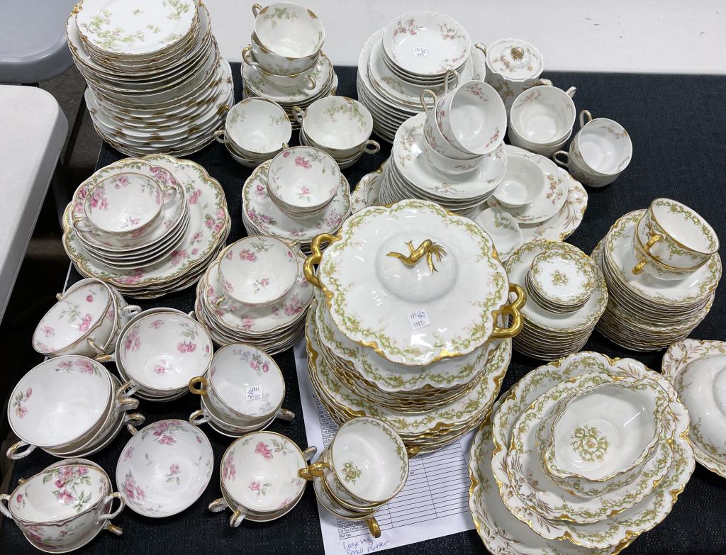 SELECTION OF HAVILAND CHINA. (1 of 4)