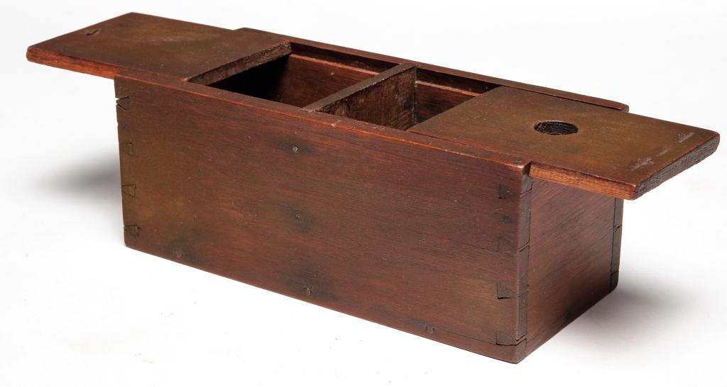 AMERICAN SLIDE LID BALLOT BOX. (1 of 4)