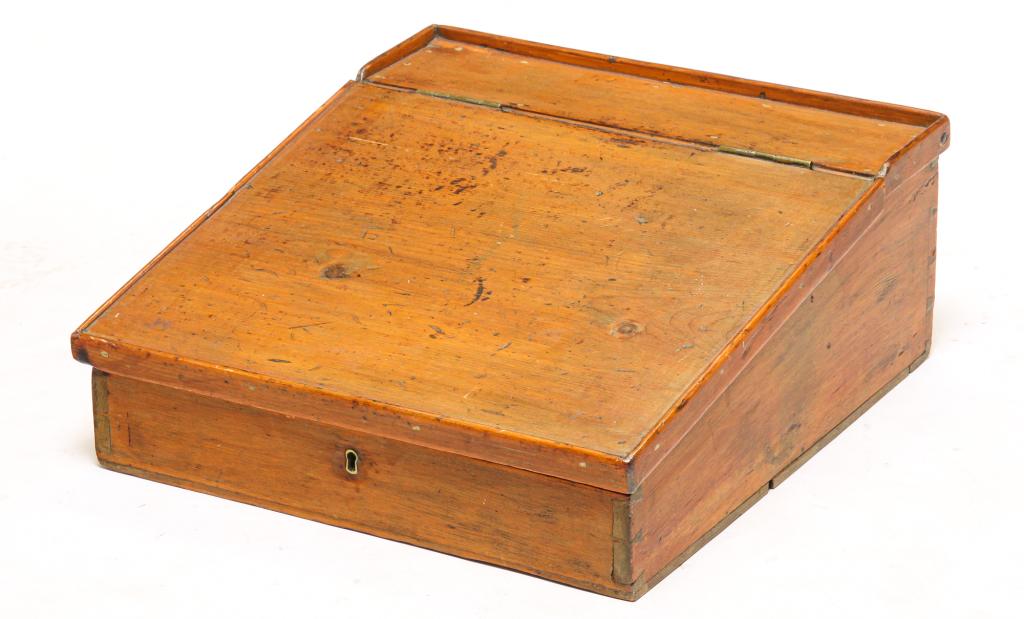 AMERICAN COUNTERTOP CLERK'S DESK. (1 of 2)