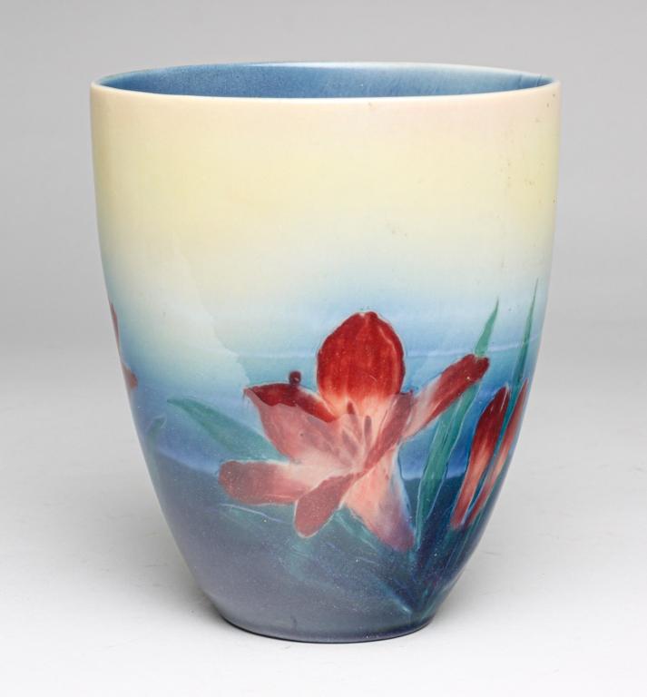 ROOKWOOD HIGH GLAZE BY E.T. HURLEY. (1 of 4)