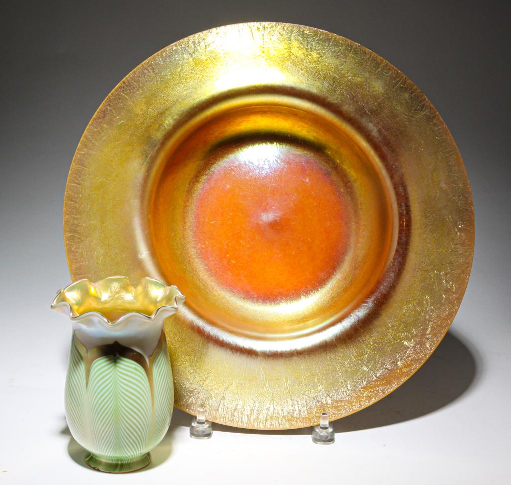 ART GLASS LAMP SHADE AND STEUBEN CALCITE BOWL. (1 of 3)