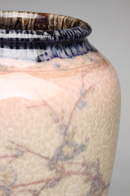 ROOKWOOD PORCELAIN VASE BY LORINDA EPPLY. (1 of 4)