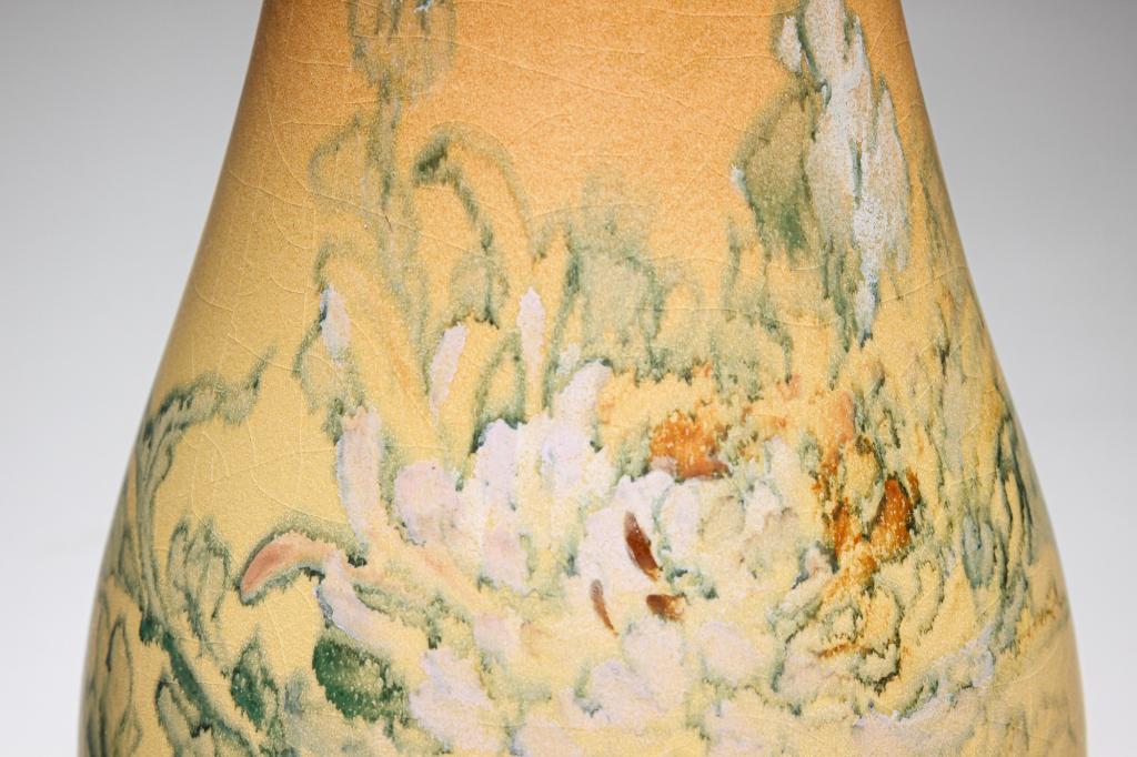 WELLER HUDSON VASE BY CLAUDE LEFFLER. (1 of 4)