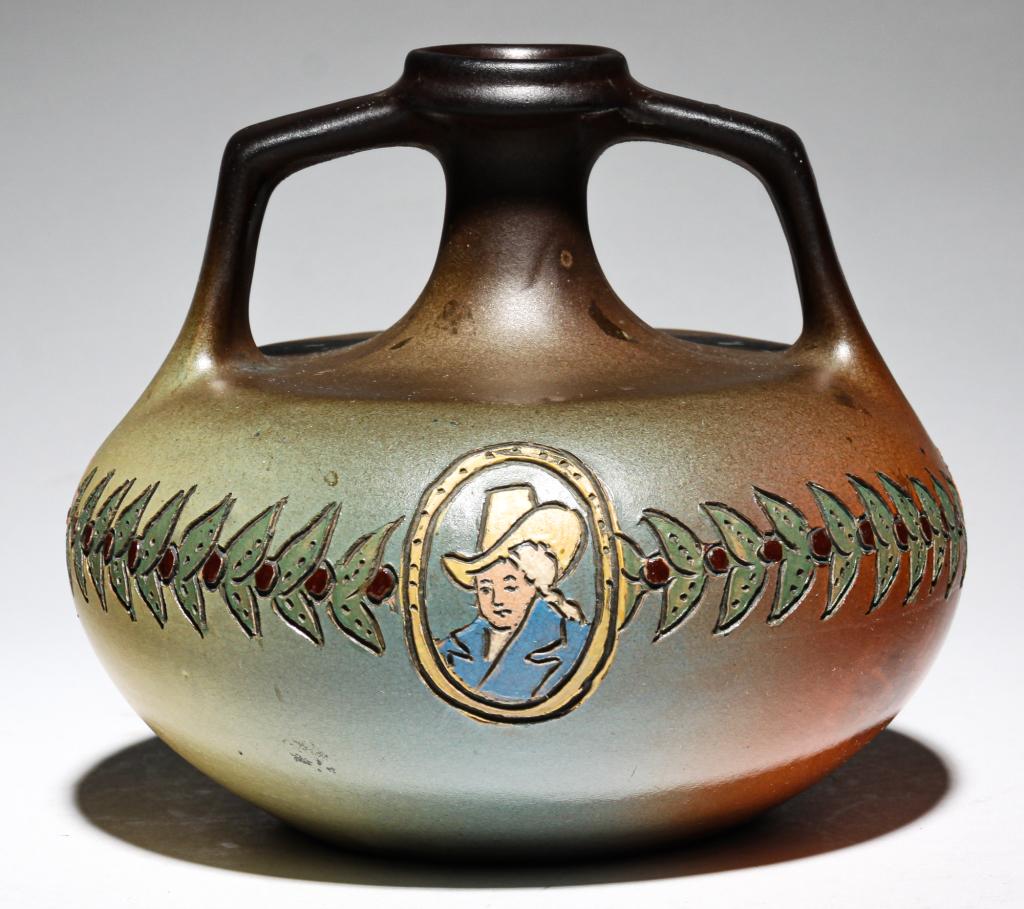 WELLER DICKENSWARE VASE SIGNED K.P. (1 of 5)