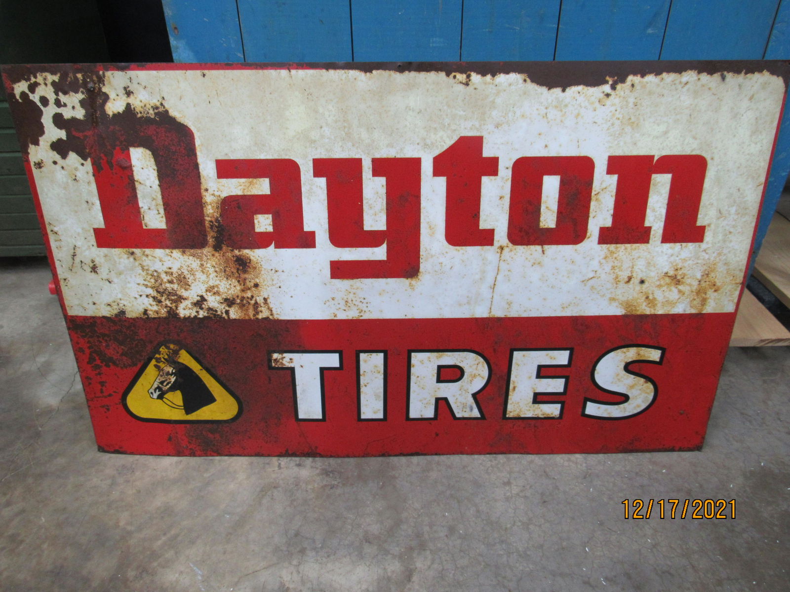 DAYTON TIRES SIGN (1 of 1)