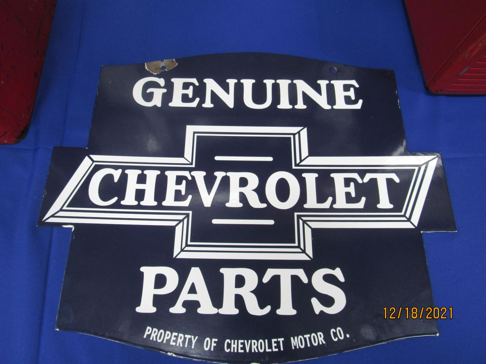 DOUBLE-SIDED GENUINE CHEVROLET PARTS SIGN (1 of 2)