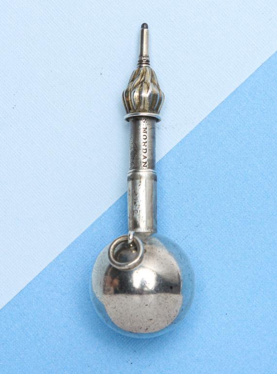 VICTORIAN NOVELTY TELESCOPIC PENCIL.: English, 4th quarter - 19th century. Propelling telescopic pencil in the style of a plumb bob measuring approx. 3.0" open, 1.25" closed. Stamped "S. Mordan & Co." with the diamond registration mark fo
