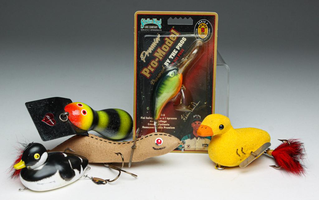 FOUR MUSKY FISHING LURES INCLUDING GOPHER BAIT CO.: Four large Musky fishing lures. Includes a Gopher Bait Co. musk rat, Gopher Bait Co. Musky duck, a Len Hartmen Musky lure, and an unmarked plastic duck.
