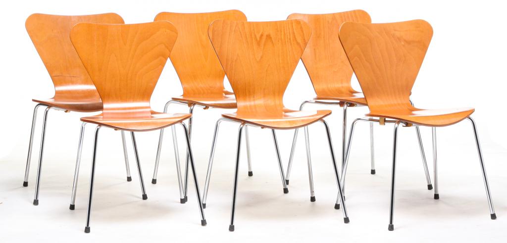 SIX ITALIAN FRITZ HANSEN STYLE WHALE TAIL CHAIRS.: Late 20th century. Laminate side chairs marked "Made in Italy". Minor wear. 17" seat, 31"h.
