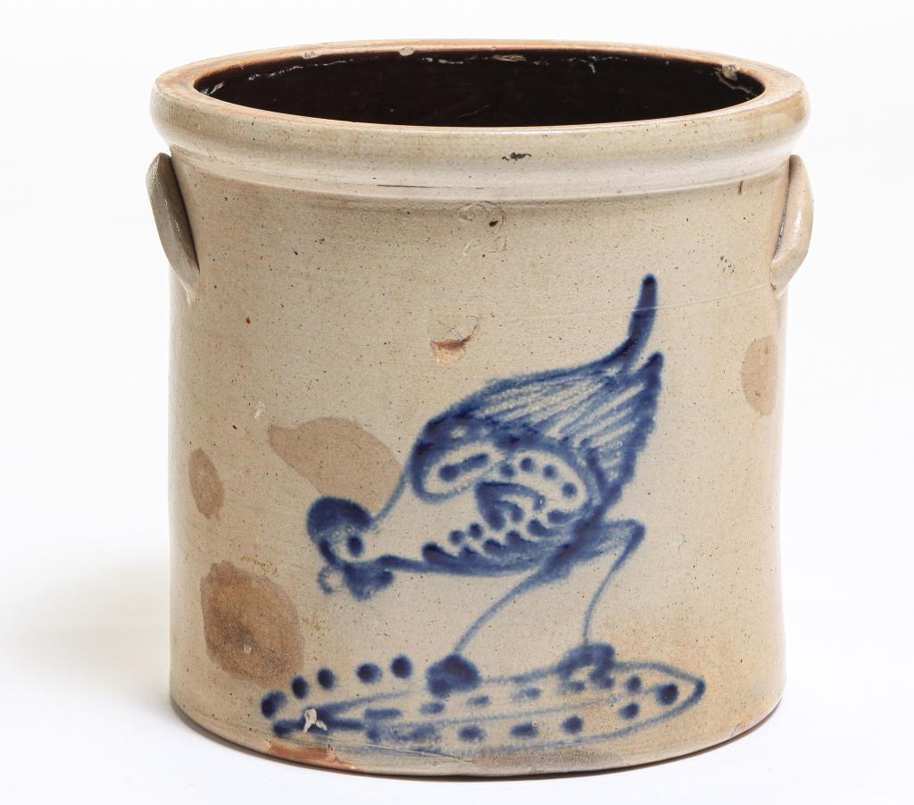 AMERICAN DECORATED STONEWARE CROCK. (1 of 7)