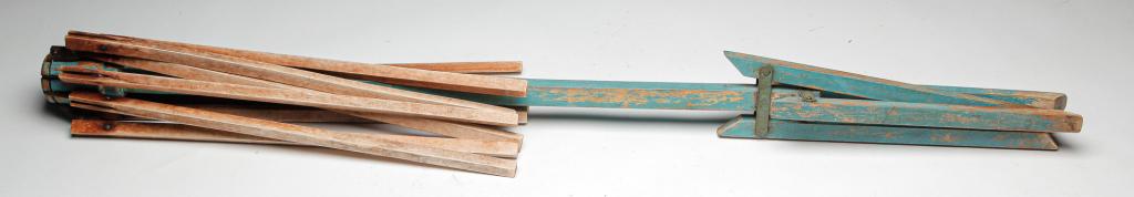 AMERICAN PAINTED FLOORSTANING DRYING RACK. (1 of 3)