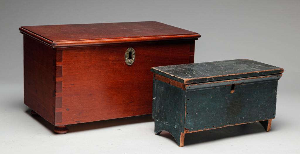 TWO AMERICAN MINIATURE BLANKET CHESTS. (1 of 3)