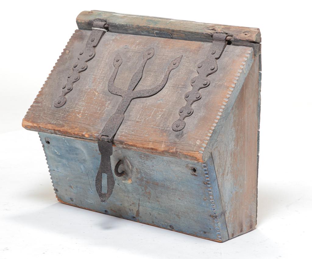 AMERICAN CONESTOGA WAGON BOX. (1 of 5)